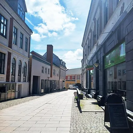 Lejlighed Cozy Double With Free Parking Hjørring
